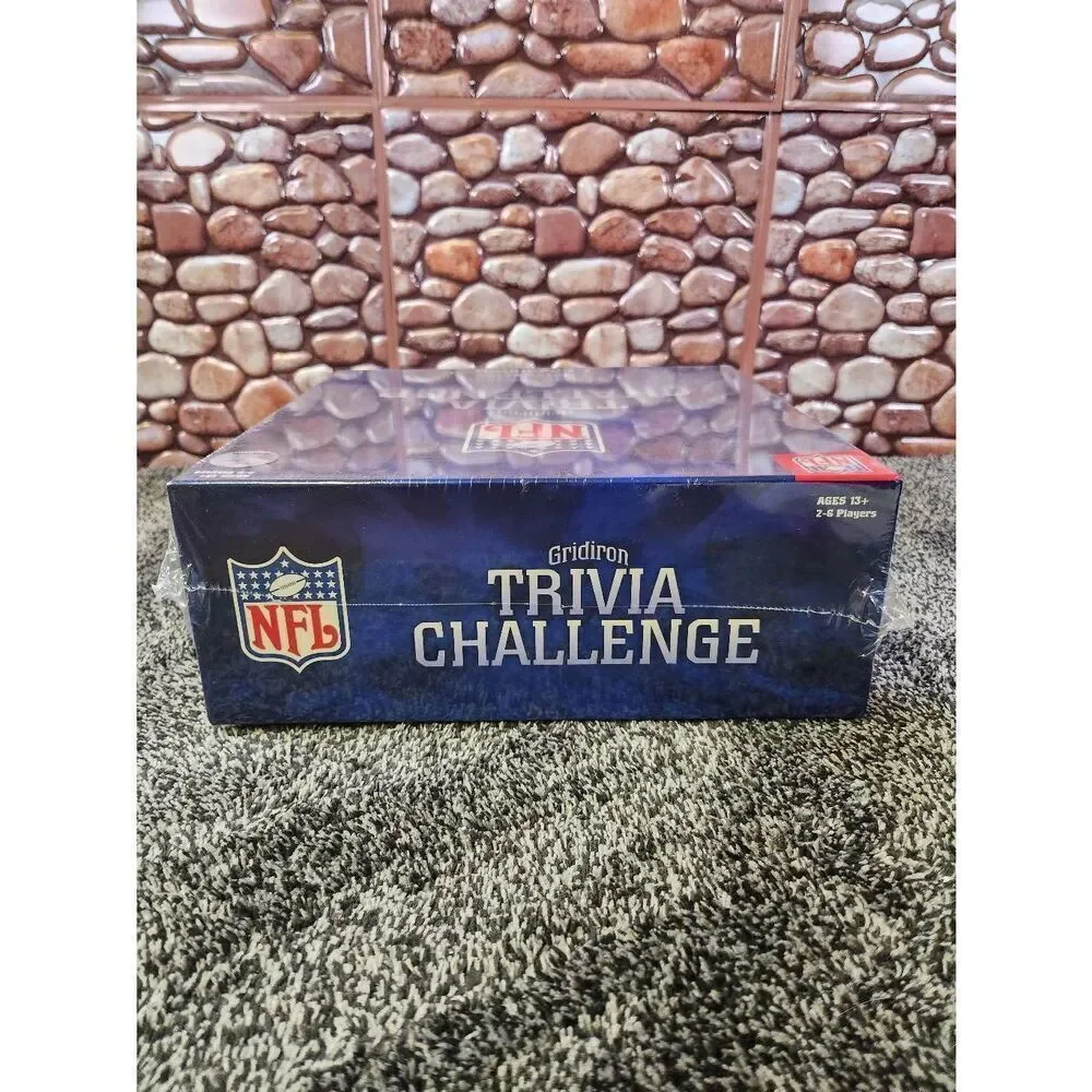 NFL Gridiron Trivia Challenge Game- New in Box #A94